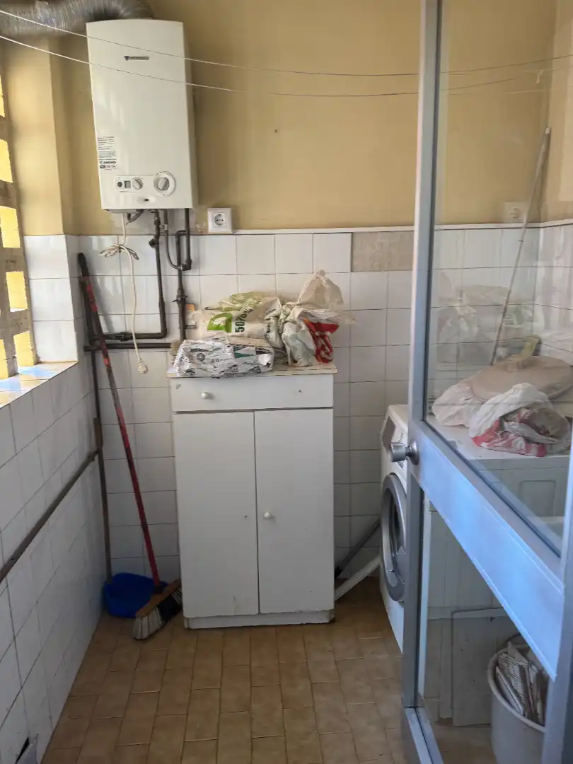 Cuina de Pis en venda en Sevilla amb Terrassa