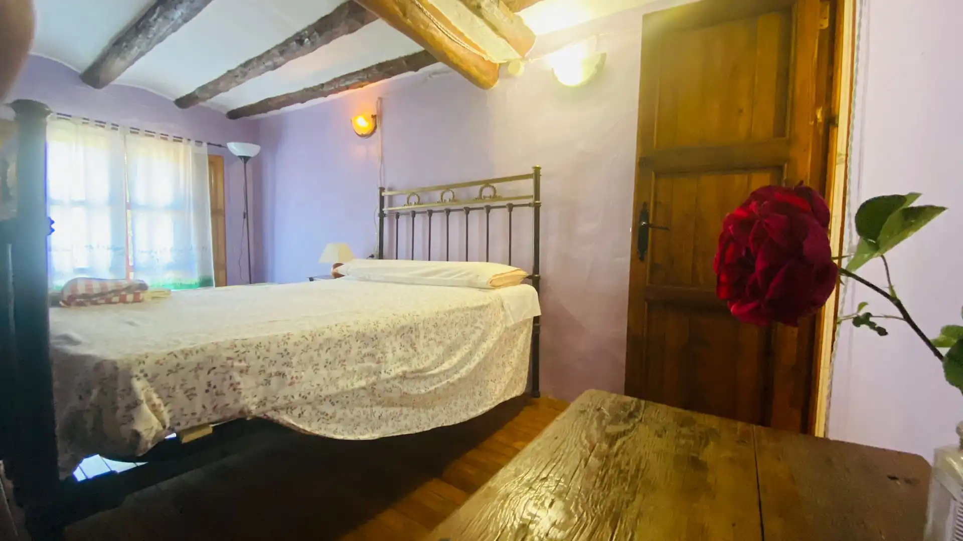Dormitori de Casa o xalet en venda en Villarluengo amb Calefacció, Jardí privat i Terrassa