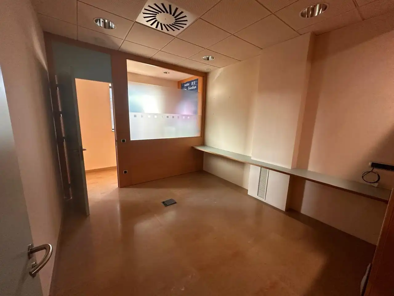 Local comercial de lloguer a JOSEP UMBERT I VENTURA, imagen 20