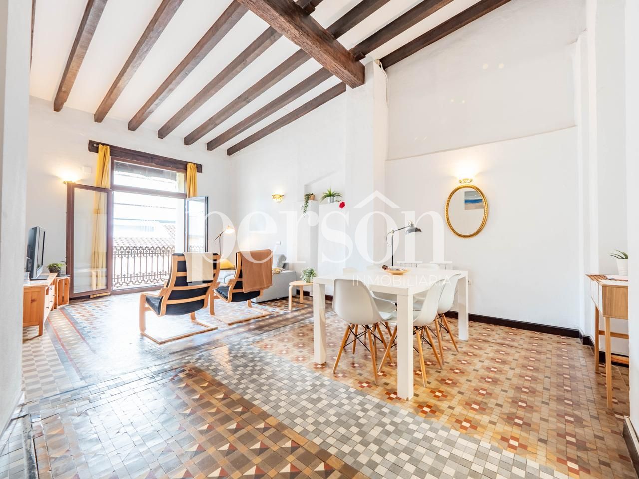 Exterior view of Flat for sale in  Valencia Capital  with Air Conditioner, Heating and Furnished