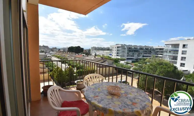 Balcony of Flat for sale in Roses  with Heating, Private garden and Terrace