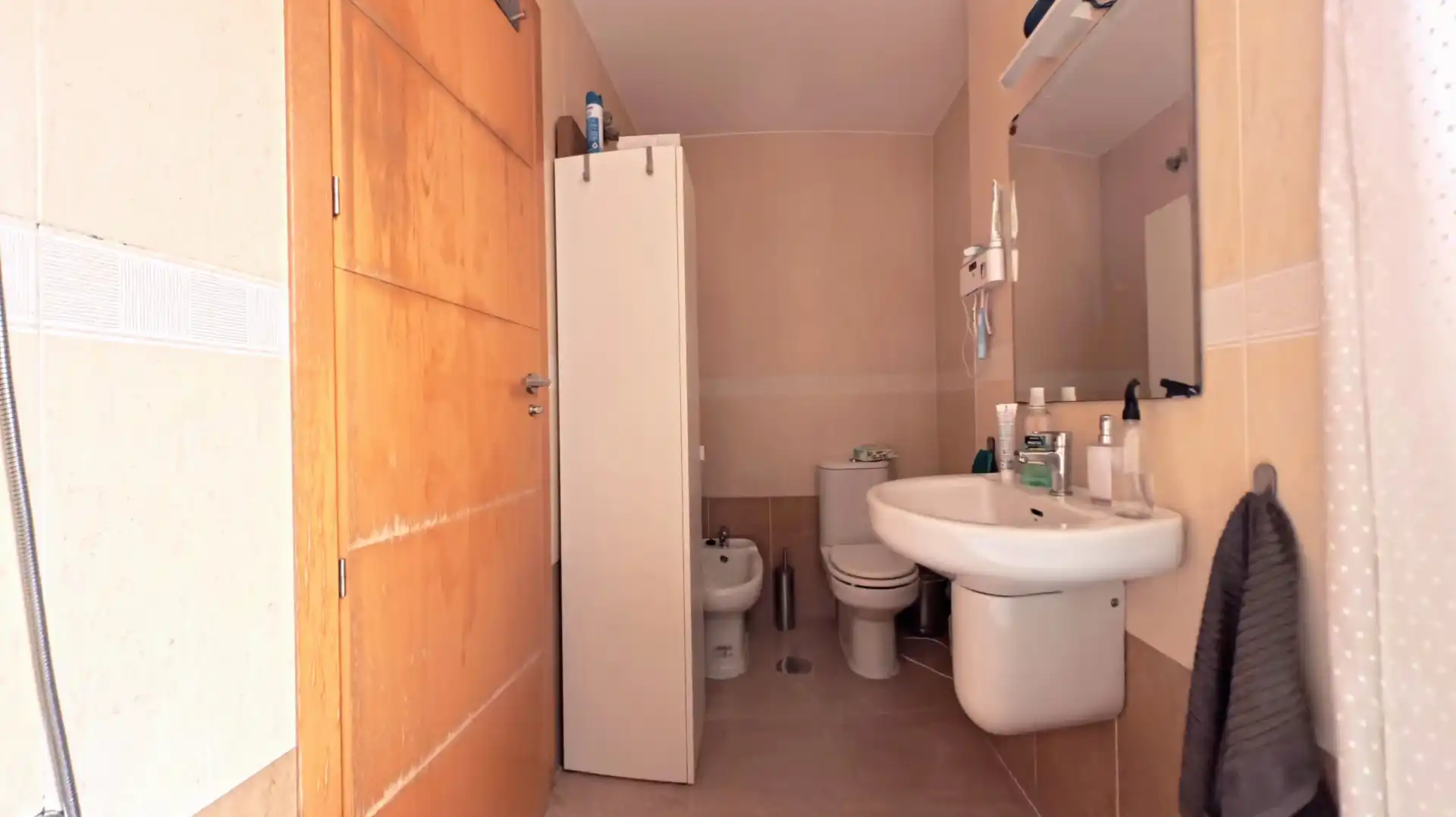 Baño de Piso en venta en Mairena del Aljarafe con Aire acondicionado, Calefacción y Jardín privado