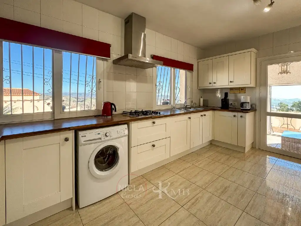 Cocina de Casa o chalet en venta en Bédar con Aire acondicionado, Calefacción y Jardín privado