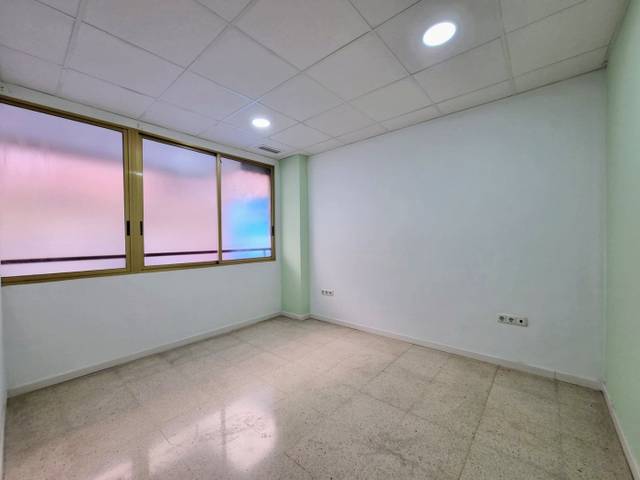 Local comercial en Alquiler en Carrús Oeste