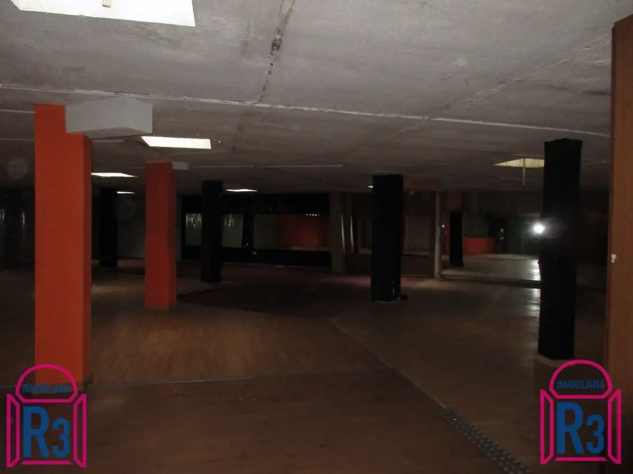 Oficina de alquiler en León Capital 