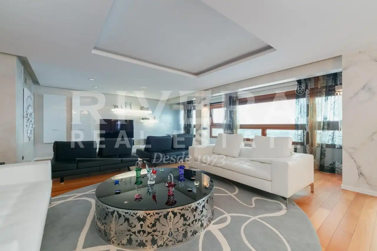 Sala d'estar de Pis en venda en Vigo  amb Aire condicionat, Calefacció i Terrassa