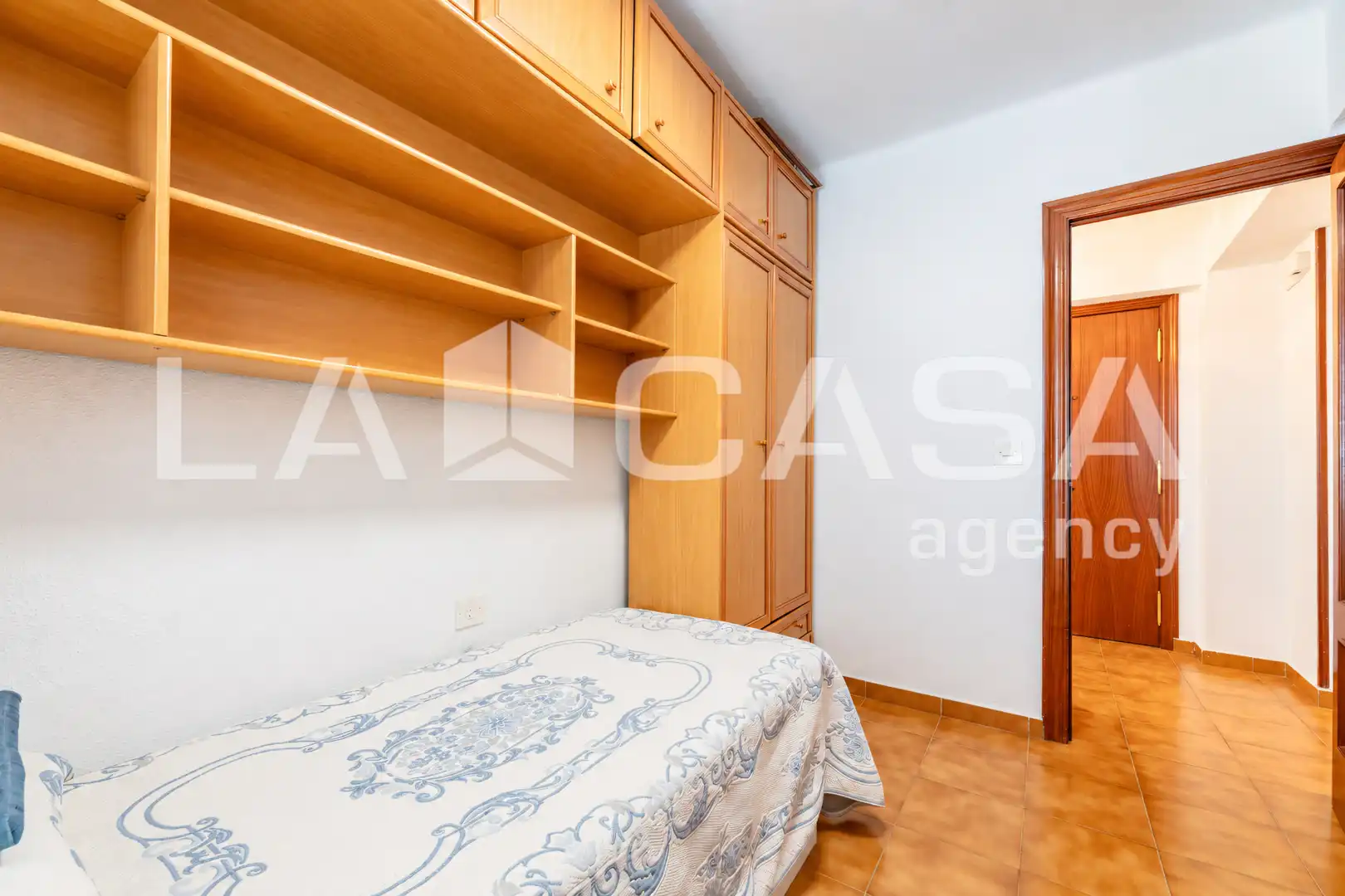 Flat for sale in Valencia  with Balcony
