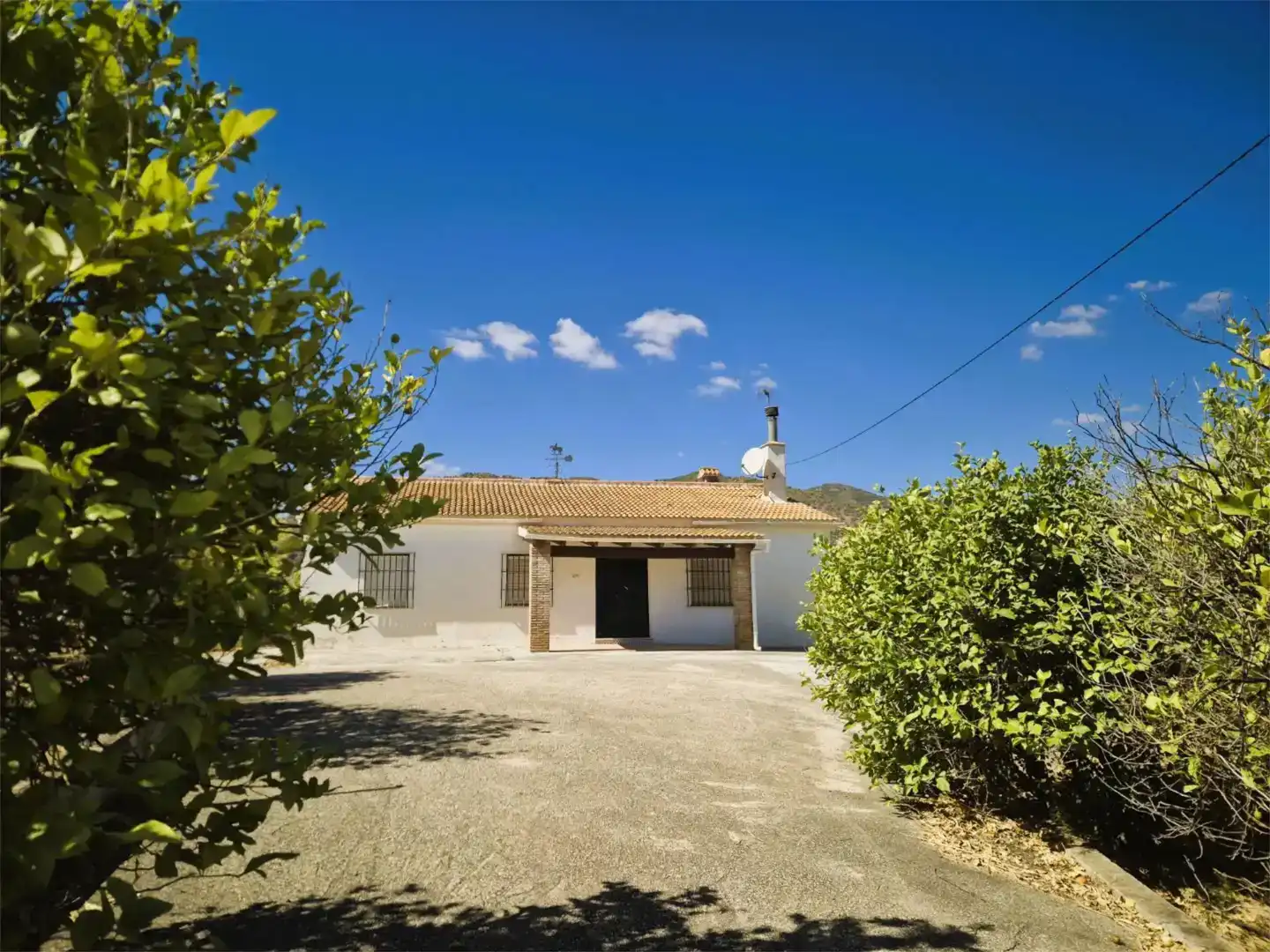 Vista exterior de Piso en venta en Casarabonela con Aire acondicionado, Trastero y Amueblado