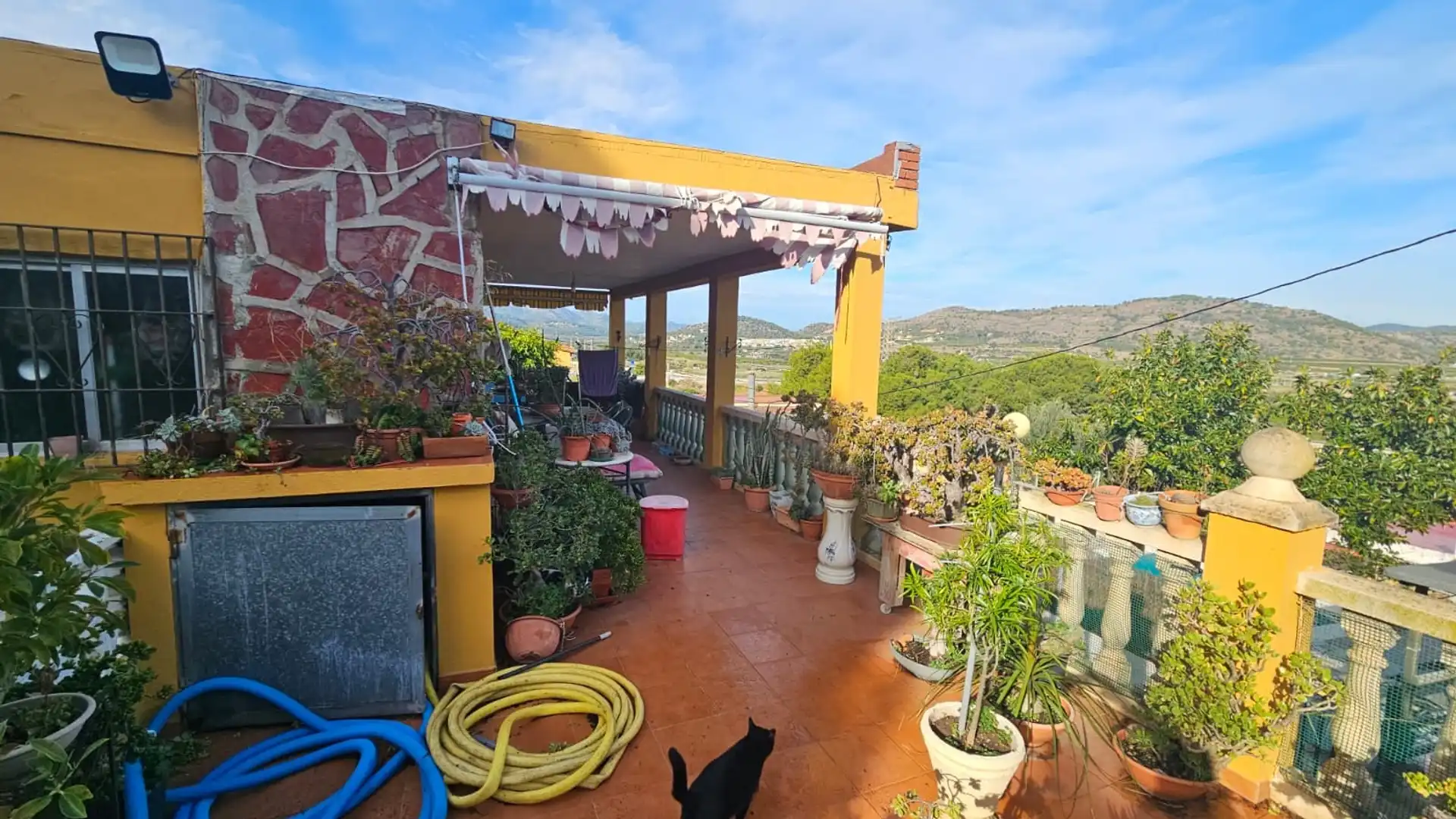 Terraza de Casa o chalet en venta en Sagunto / Sagunt con Terraza, Trastero y Piscina