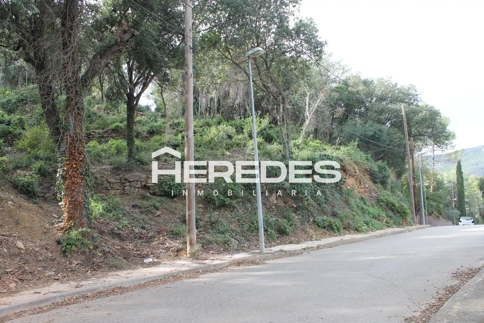 Terreno residencial en venta en Carrer dels Salzes 9