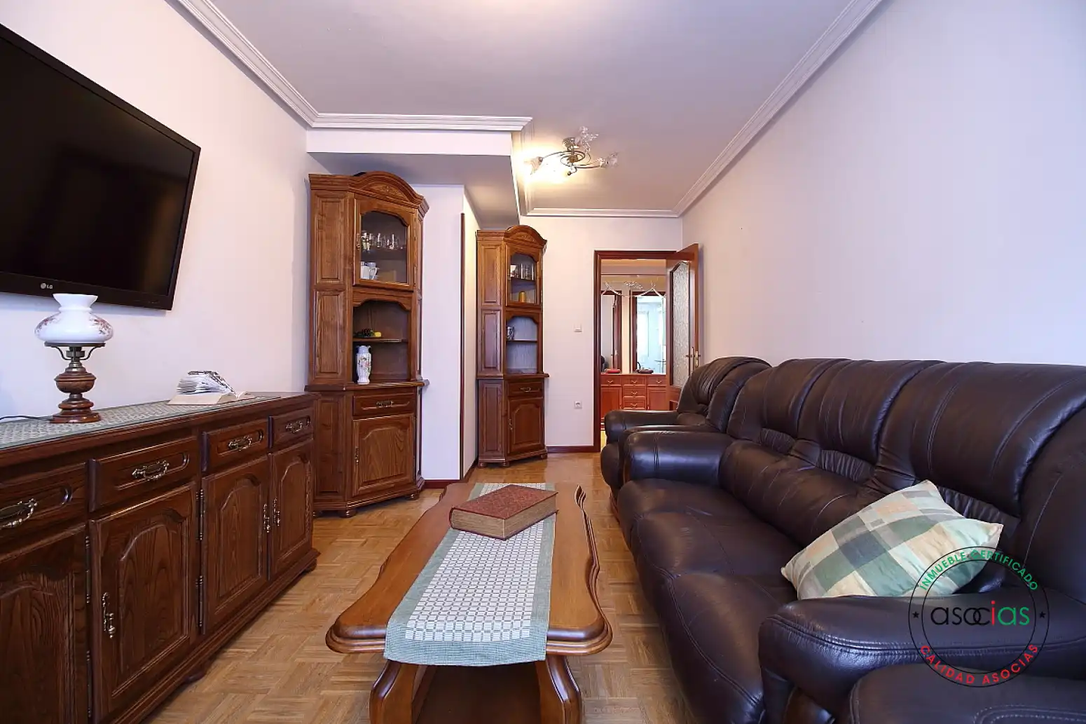 Living room of Flat for sale in Gijón   with Heating, Parquet flooring and Storage room