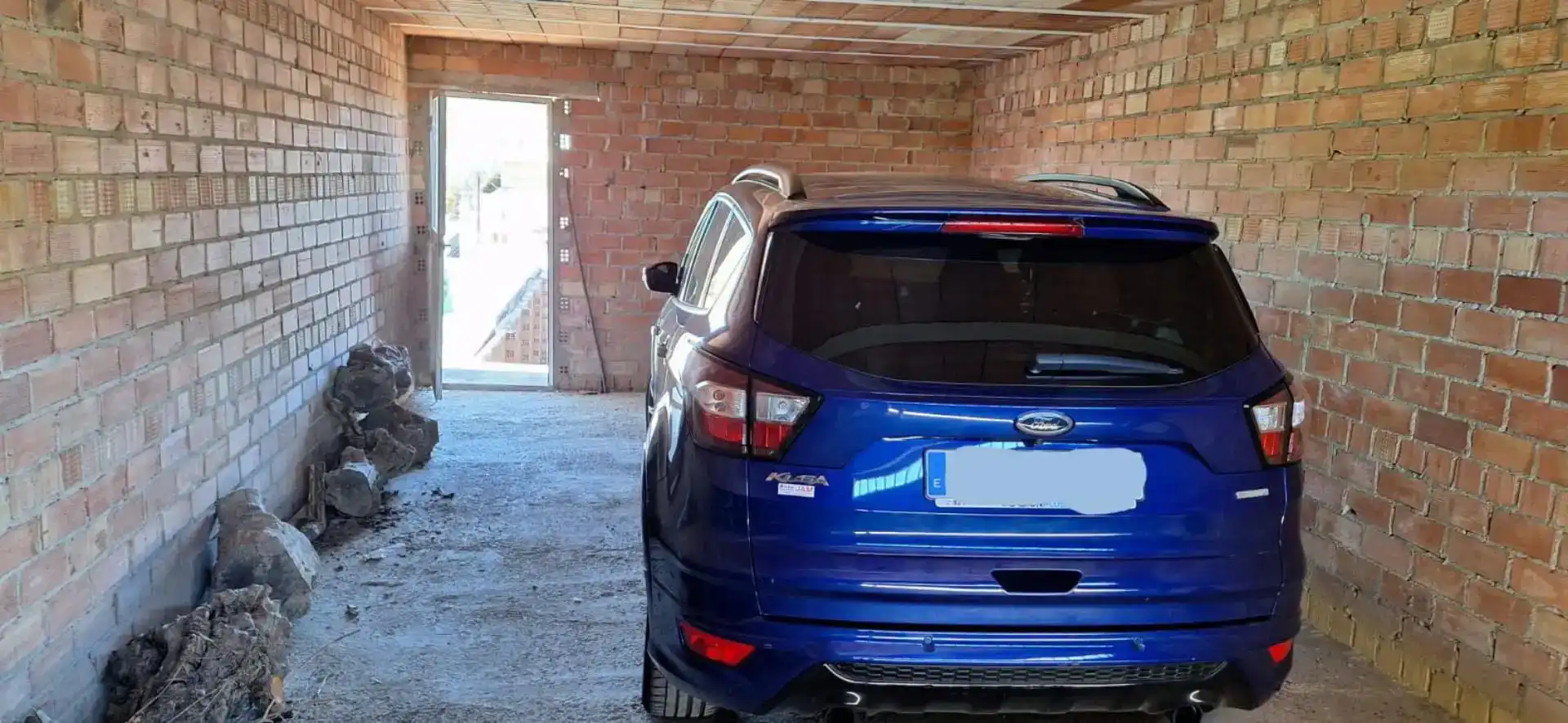 Parking de Piso en venta en Fuente-Tójar con Jardín privado, Trastero y Amueblado