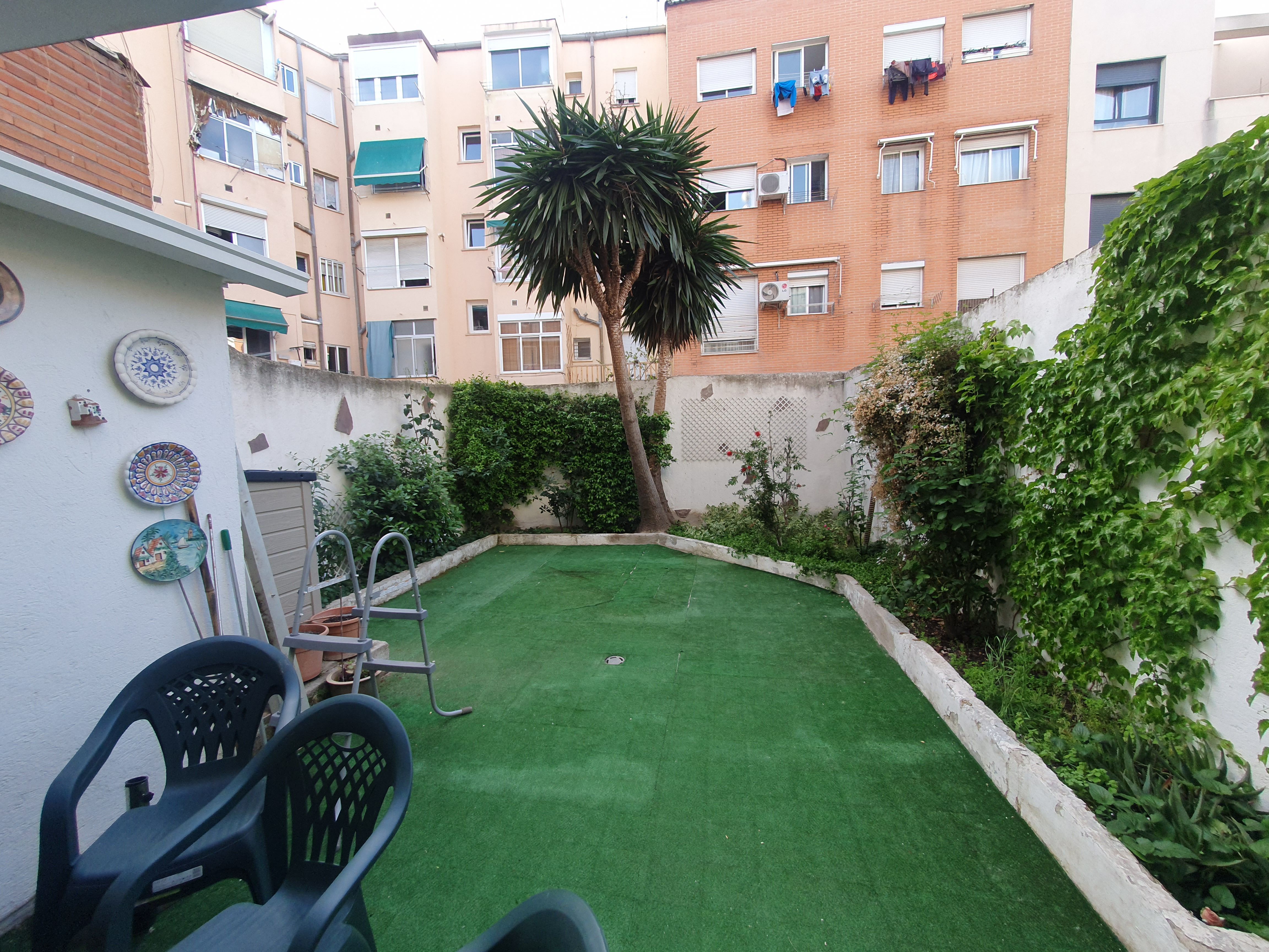 Jardí de Pis en venda en  Madrid Capital amb Calefacció, Terrassa i Forn