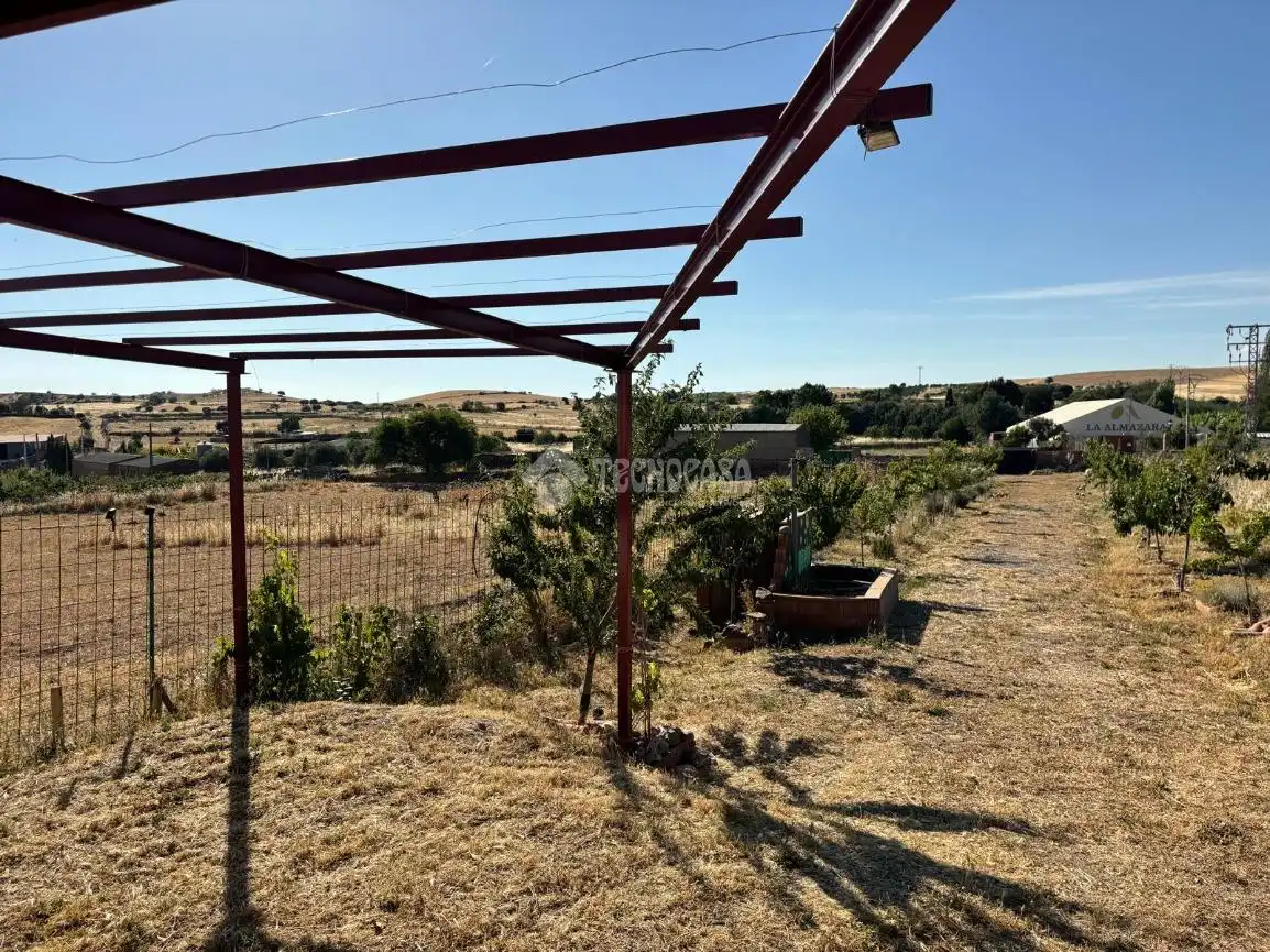 Casa con jardín en venta en Valdeverdeja, imagen 30
