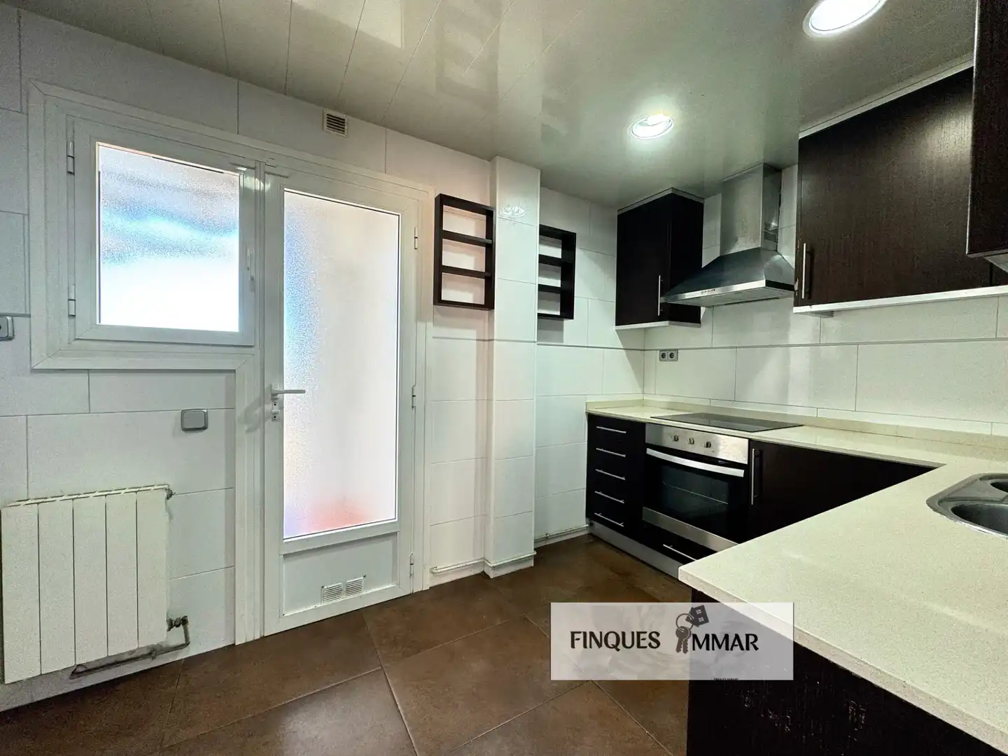 Cocina de Piso en venta en Terrassa con Calefacción y Balcón