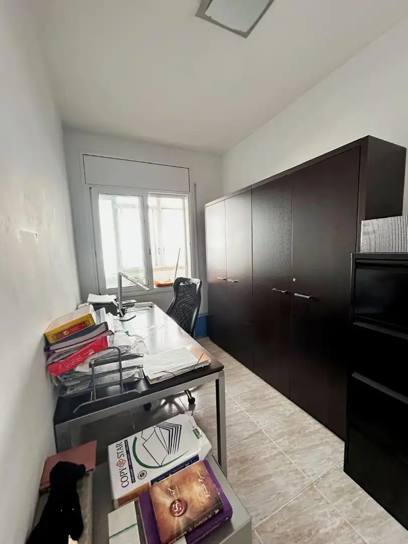 Flat for sale in Barcelona  with Furnished, Oven and Balcony