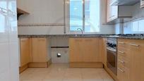 Kitchen of Flat for sale in Terrassa  with Heating, Parquet flooring and Oven