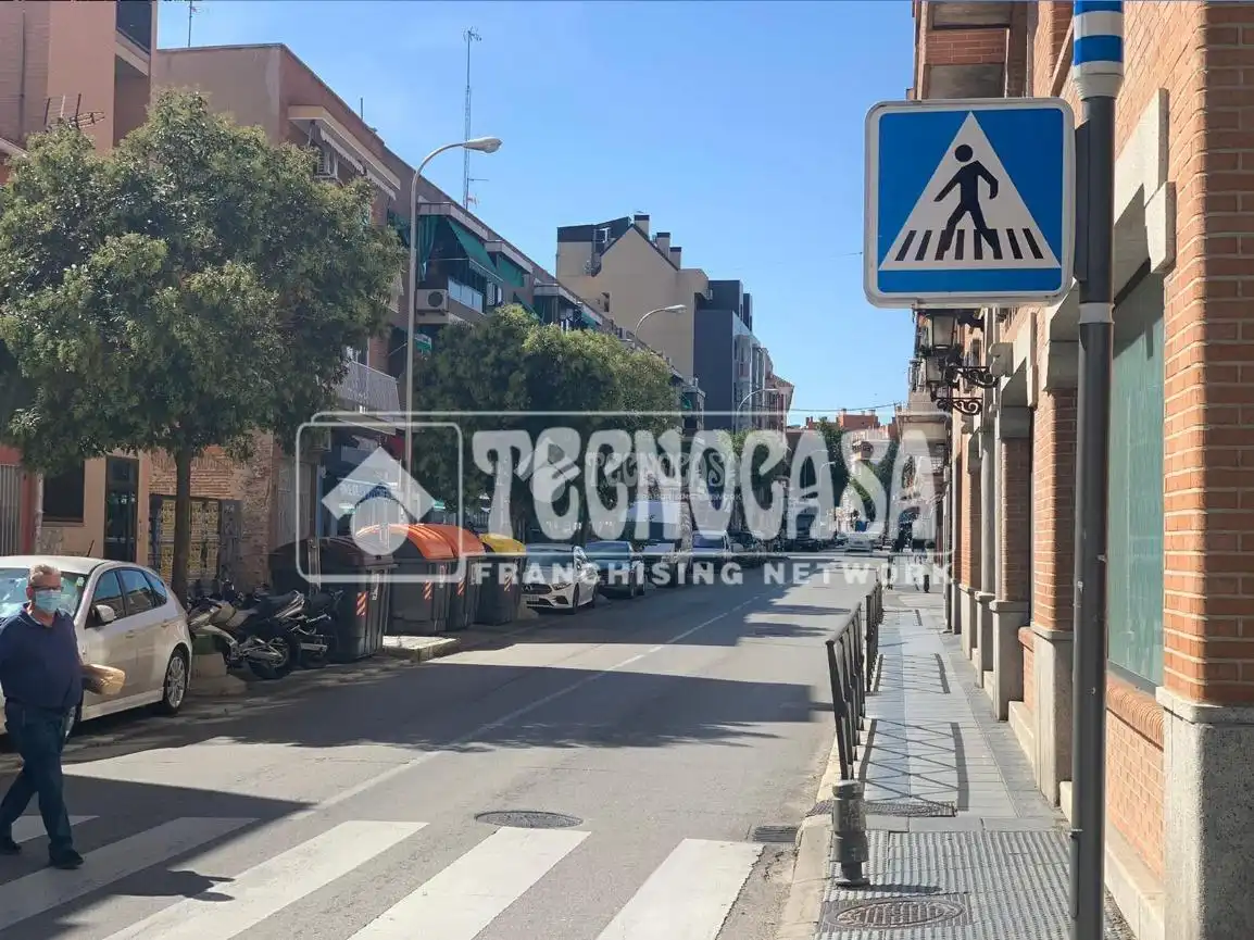Exterior view of Garage for sale in Madrid