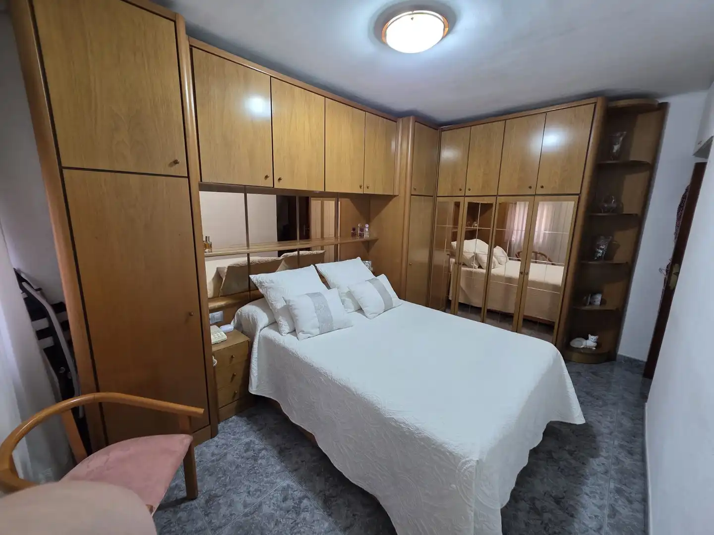 Schlafzimmer von Wohnung zum Verkauf in Cornellà de Llobregat mit Klimaanlage, Heizung und Möbliert