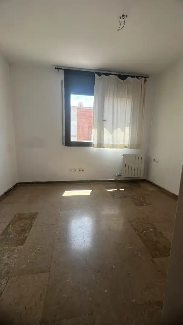 Habitación de Dúplex en venta en Terrassa con Calefacción, Terraza y Horno
