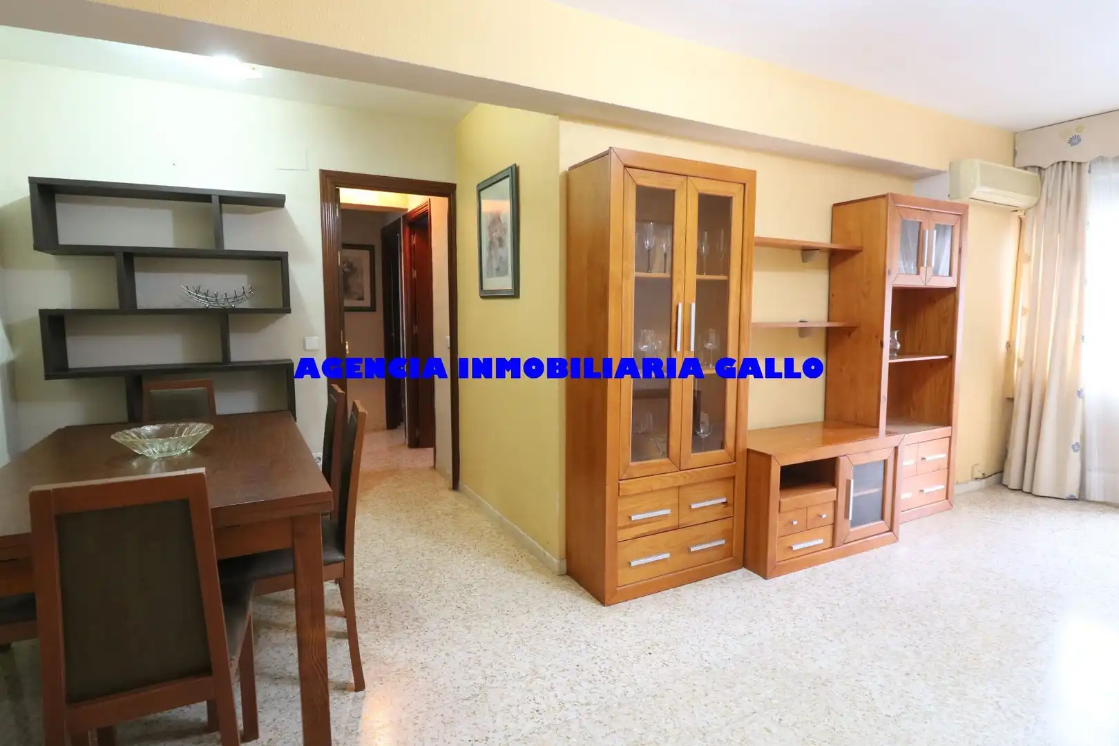 Flat for sale in Sevilla  with Air Conditioner