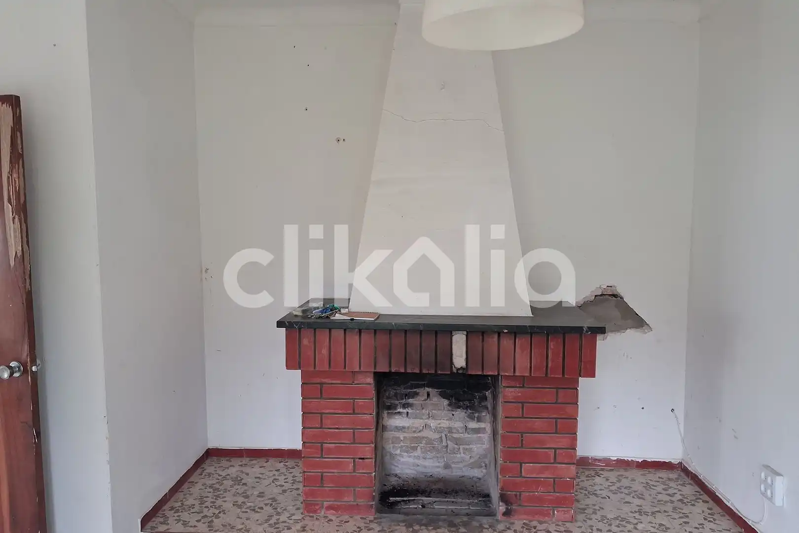Sala d'estar de Casa o xalet en venda en Marchena amb Calefacció, Jardí privat i Piscina