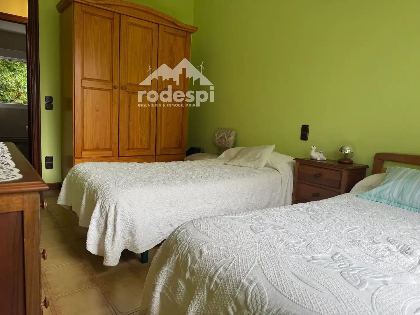 Schlafzimmer von Haus oder Chalet zum Verkauf in Sanxenxo mit Heizung, Abstellraum und Möbliert