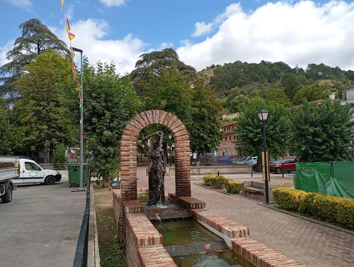 Vista exterior de Edificio en venta en Baños de Montemayor