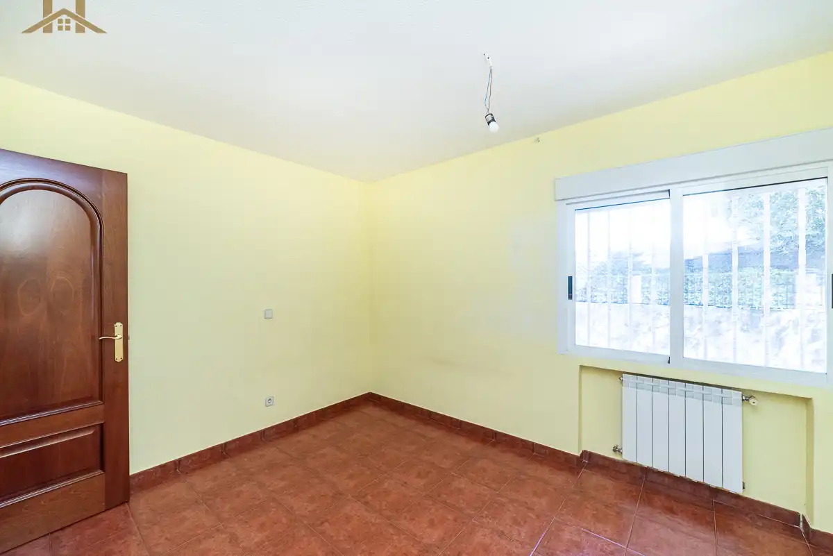 Schlafzimmer von Haus oder Chalet zum Verkauf in Griñón mit Heizung, Privatgarten und Whirlpool