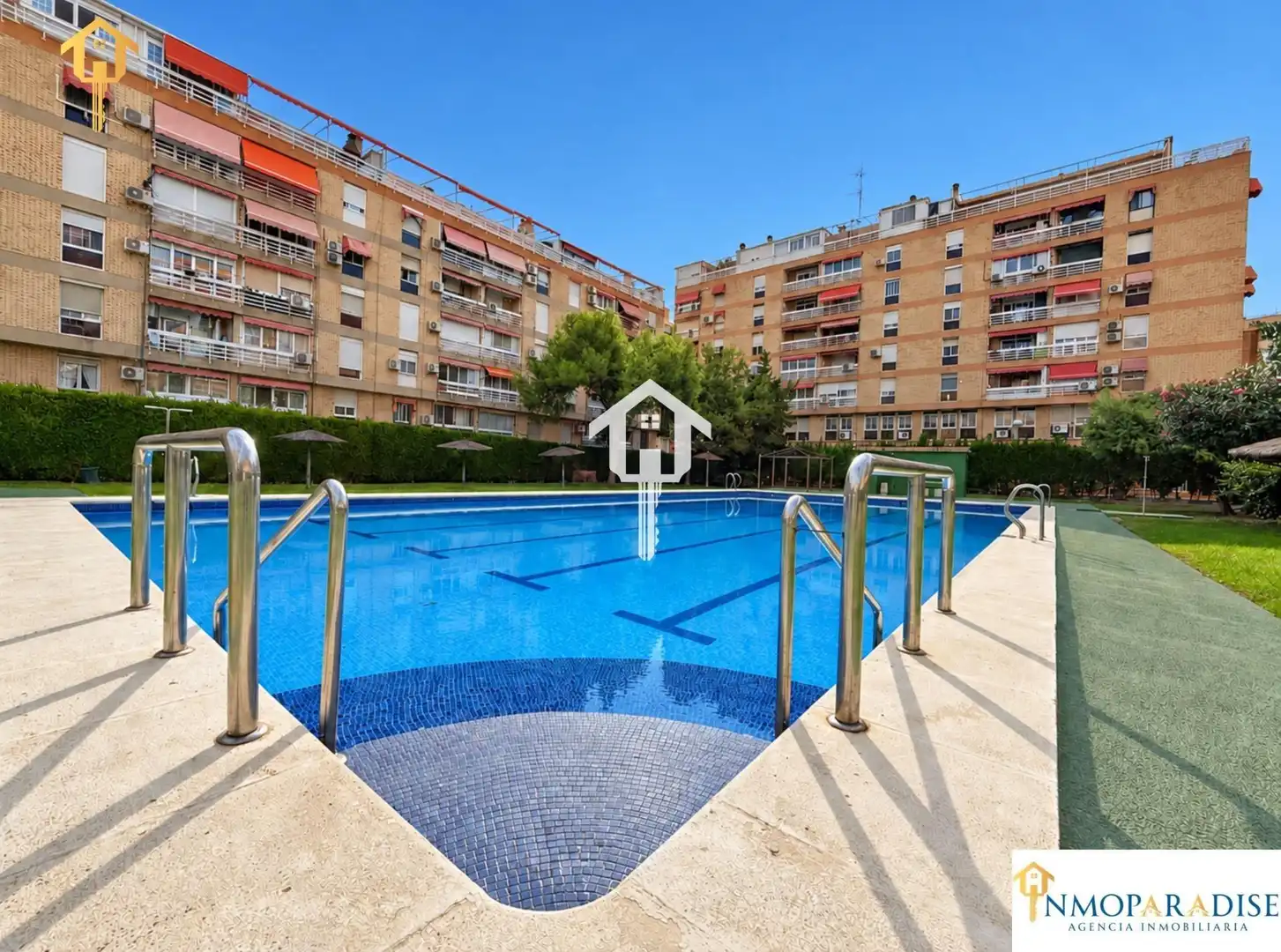 Piscina de Piso en venta en Benalúa - Babel