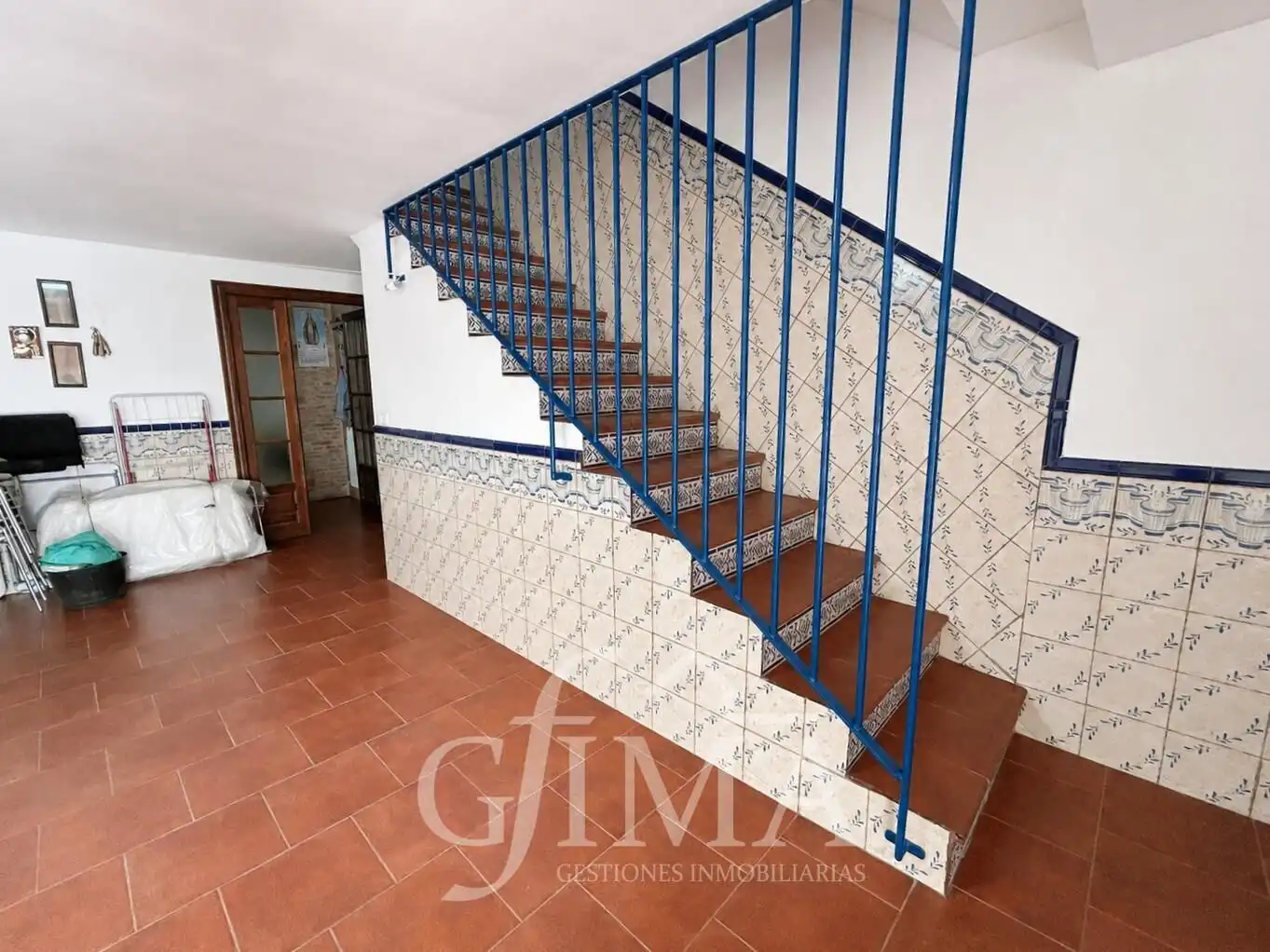 Casa adosada en venta en Tomelloso con Calefacción, Trastero y Amueblado