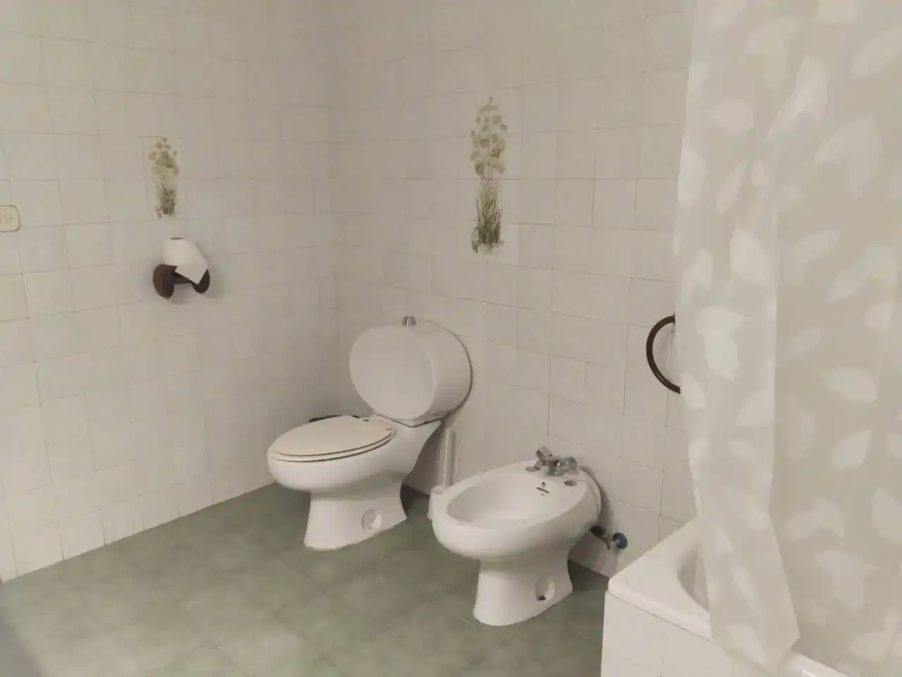 Baño de Casa adosada en venta en Susinos del Páramo con Calefacción, Terraza y Amueblado
