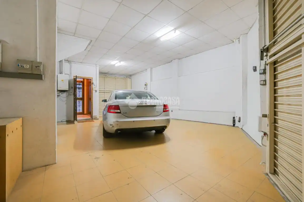 Casa amb terrassa en venda a Montcada Centre - La Ribera, imagen 7