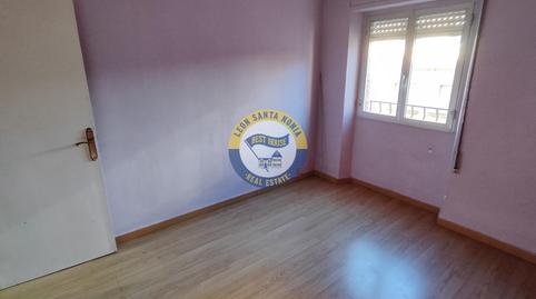 Foto 3 de Piso en venta en El Ejido - Santa Ana, León