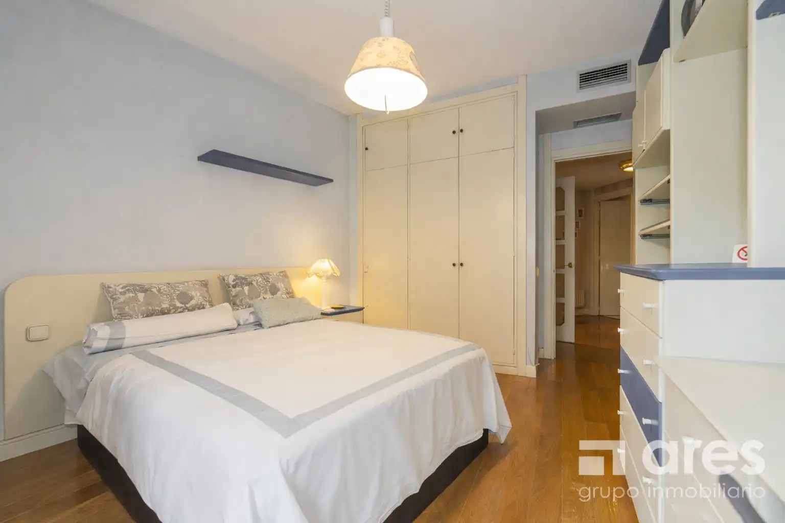 Bedroom of Flat for sale in Madrid  with Air Conditioner, Heating and Private garden
