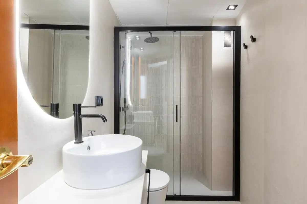 Baño de Ático de alquiler en Valencia con Aire acondicionado, Calefacción y Amueblado