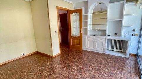 Foto 3 de Piso en venta en Higueras, Lucero, Madrid