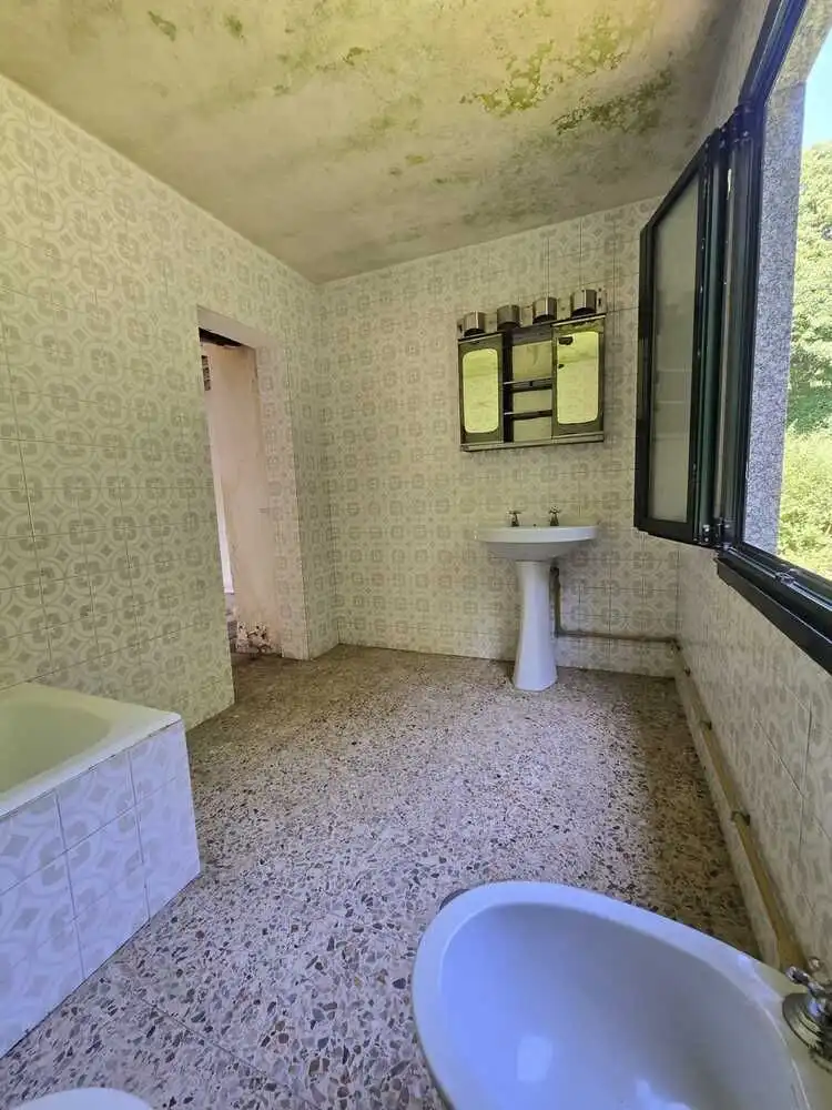 Bathroom of Country homes for sale in San Sadurniño, A Coruña
