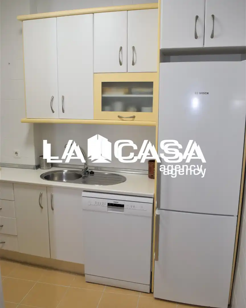 Kitchen of Flat for sale in Sevilla  with Terrace and Storage room