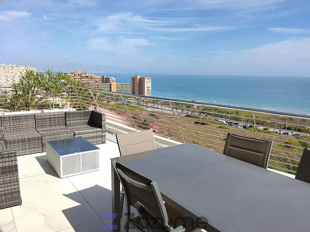 Terraza de Apartamento de alquiler en Los Arenales del Sol