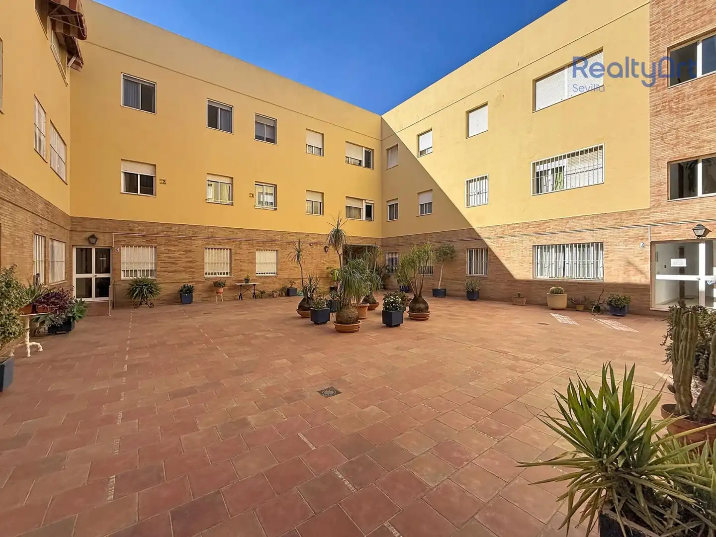 Vista exterior de Apartament en venda en Casco Antiguo