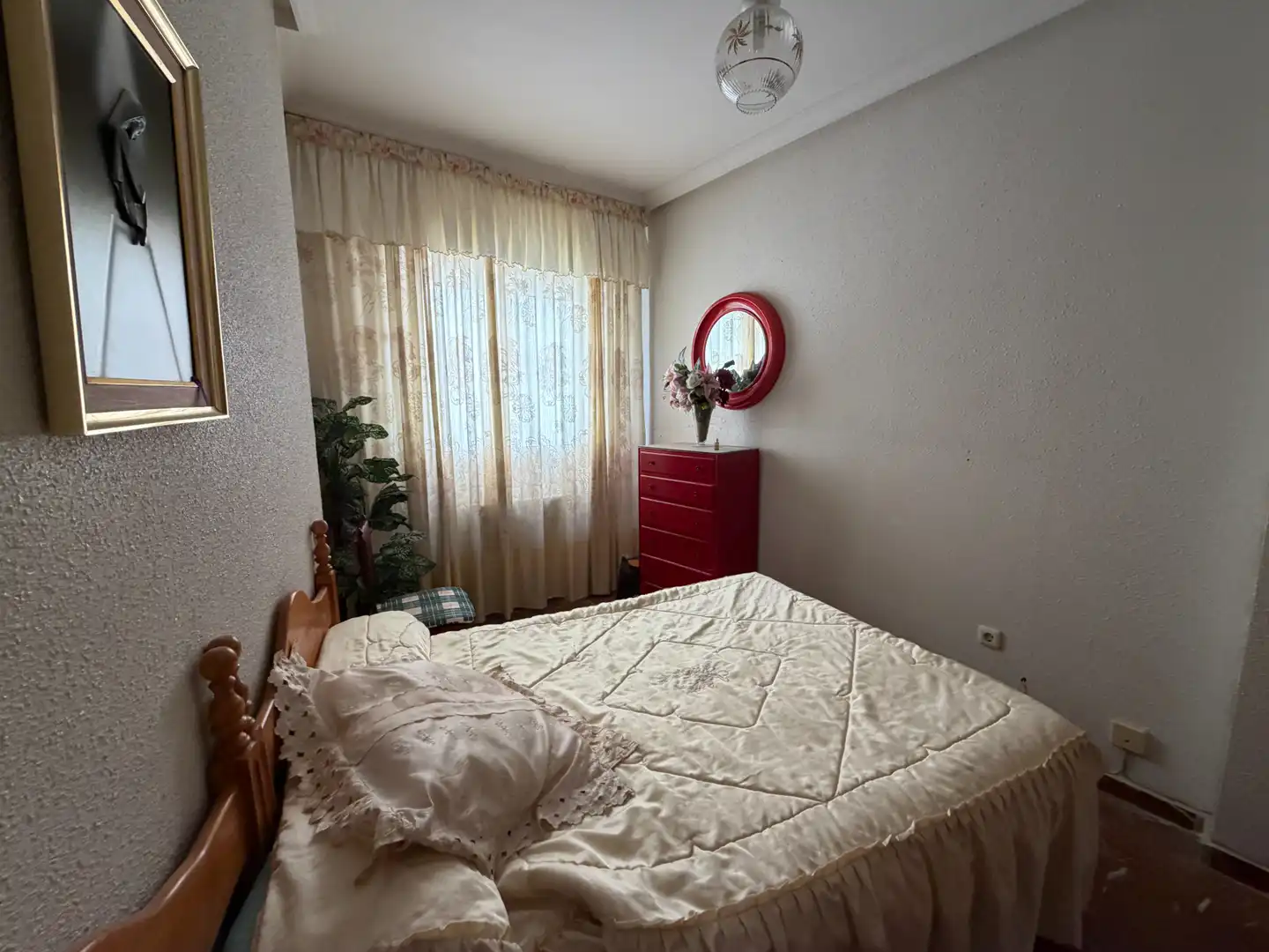 Dormitori de Casa o xalet en venda en Úbeda amb Aire condicionat, Calefacció i Terrassa