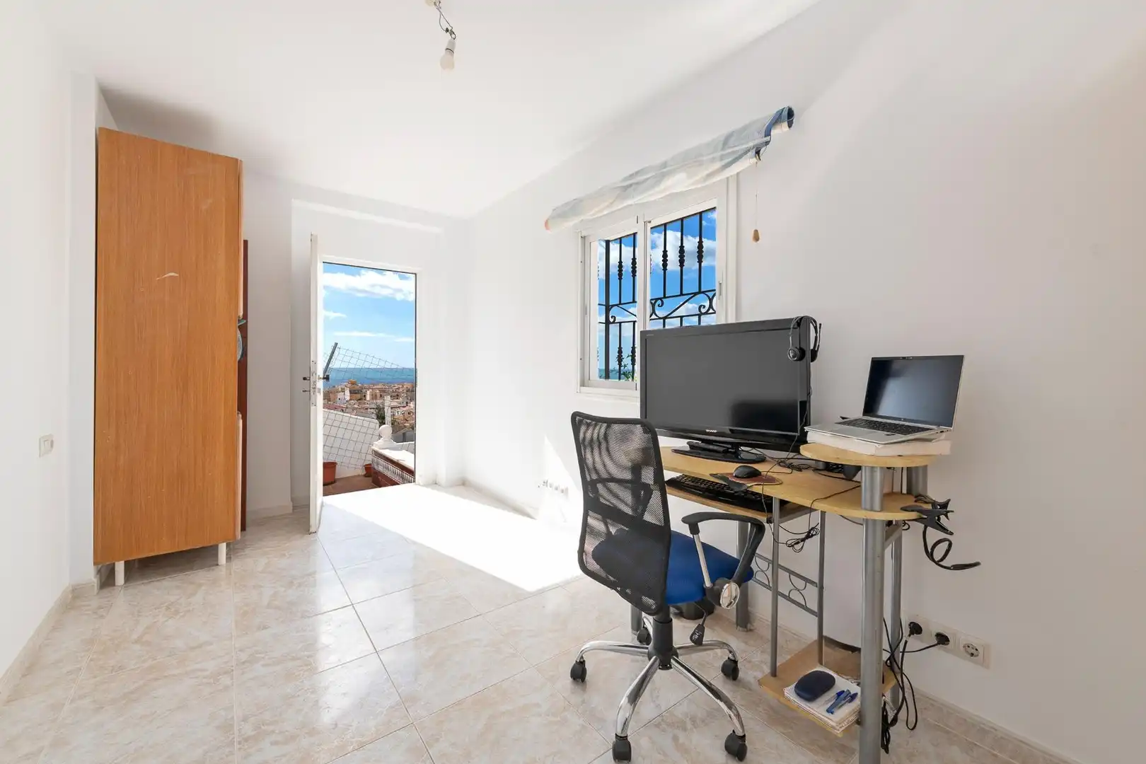 Casa adosada en venta en Rincón de la Victoria con Terraza y Piscina comunitaria