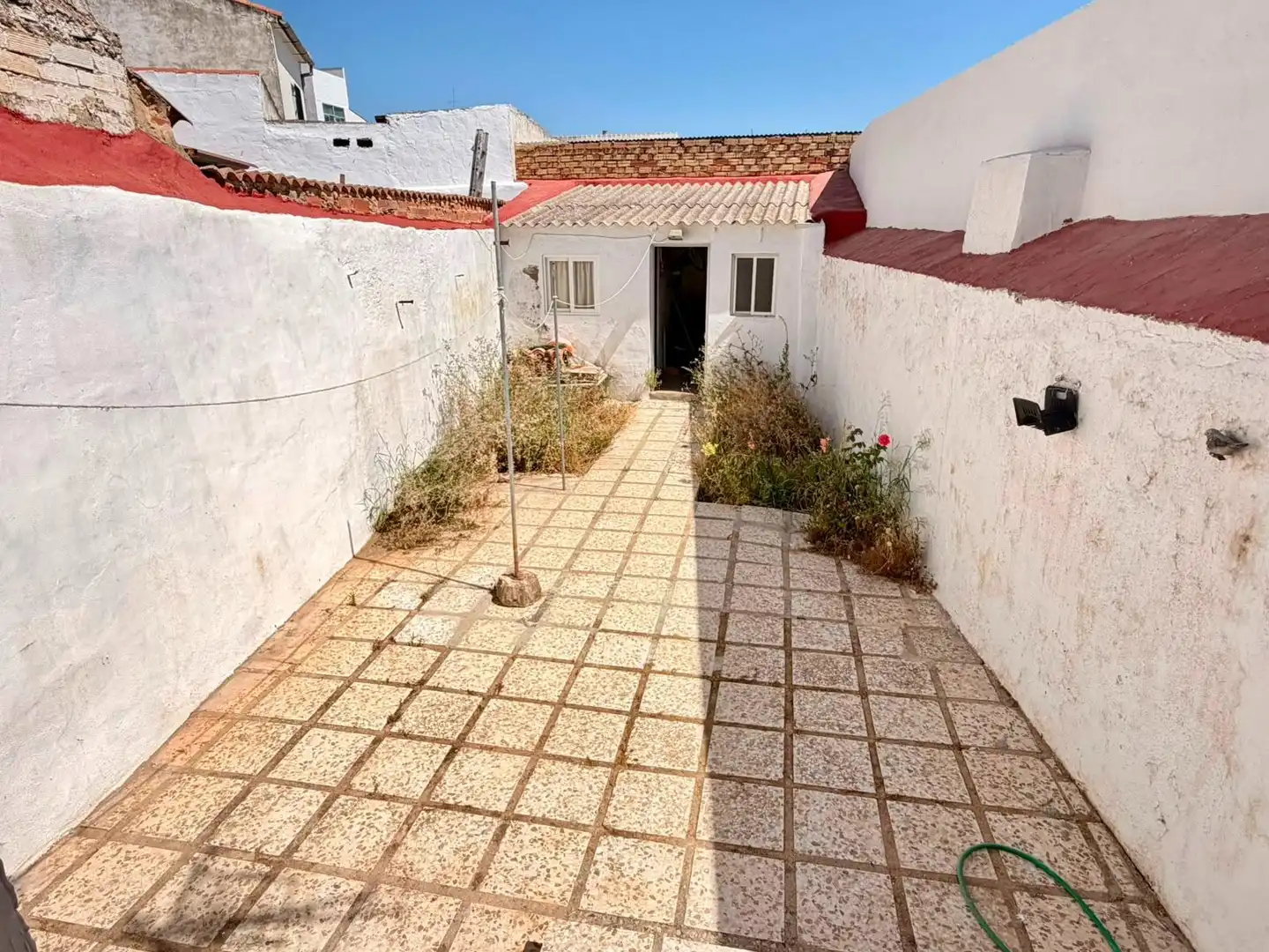 Vista exterior de Casa o xalet en venda en Humilladero amb Aire condicionat, Calefacció i Traster