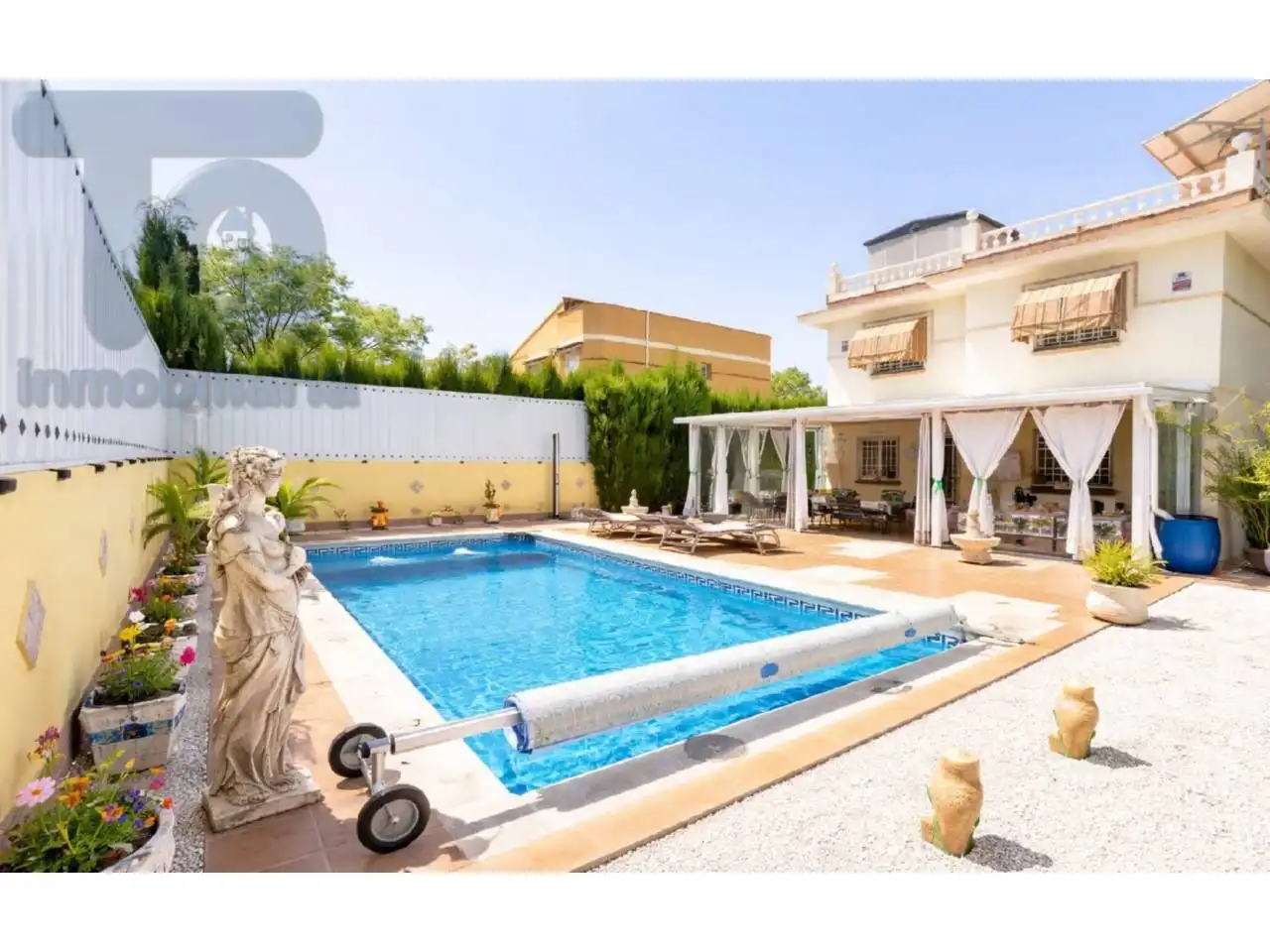 Piscina de Casa o xalet en venda en Albolote amb Aire condicionat, Calefacció i Jardí privat