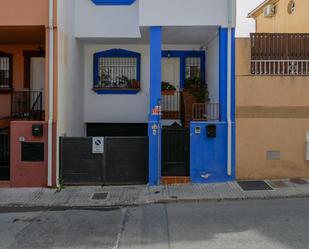 Exterior view of Single-family semi-detached for sale in Las Gabias  with Air Conditioner, Heating and Balcony