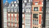 Vista exterior de Pis en venda en Bilbao  amb Calefacció