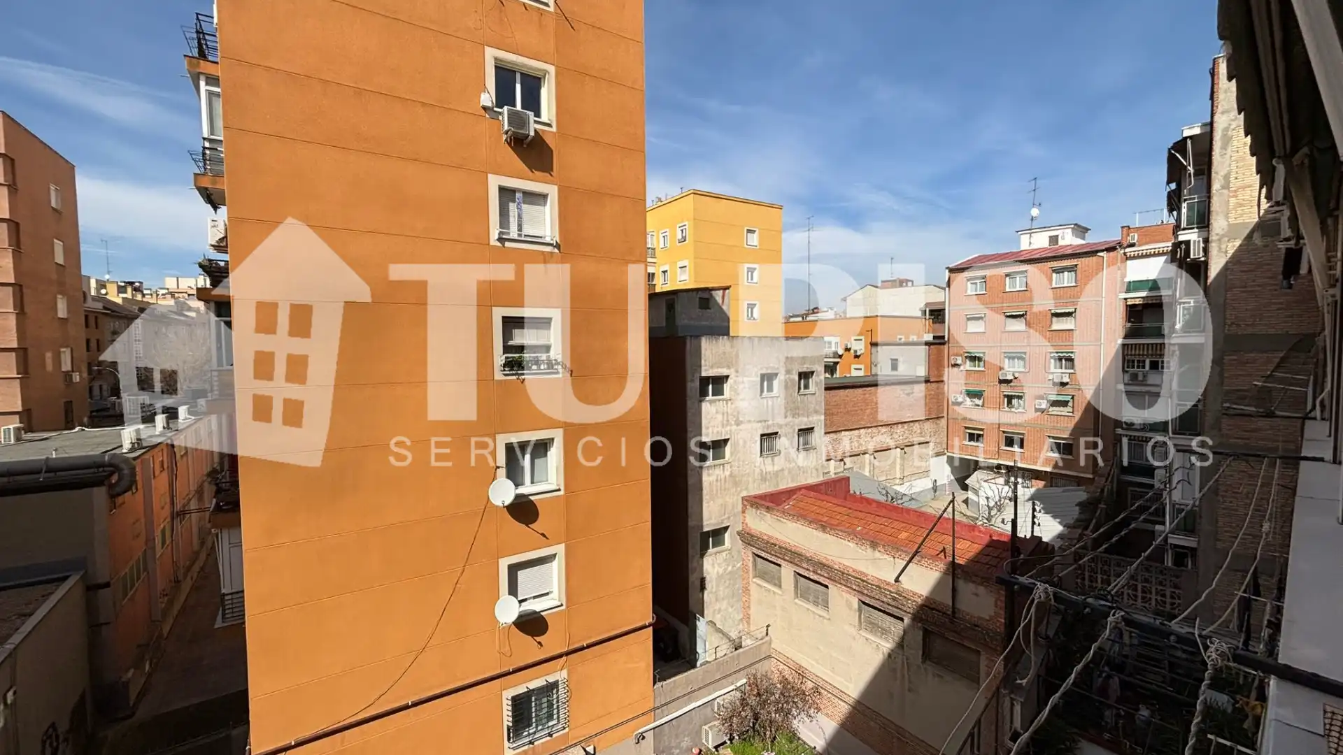 Vista exterior de Piso en venta en  Madrid Capital con Aire acondicionado, Calefacción y Terraza