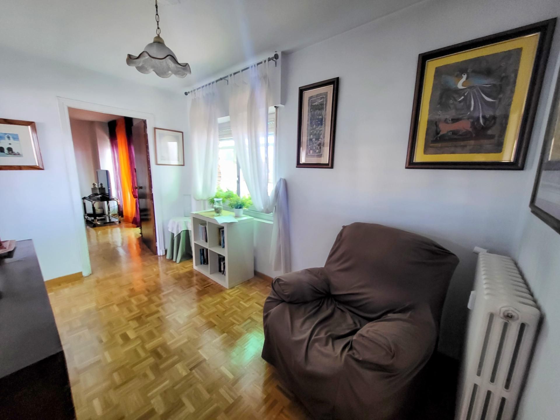 Piso en venta en Calle LUCAS TUY, Centro Ciudad