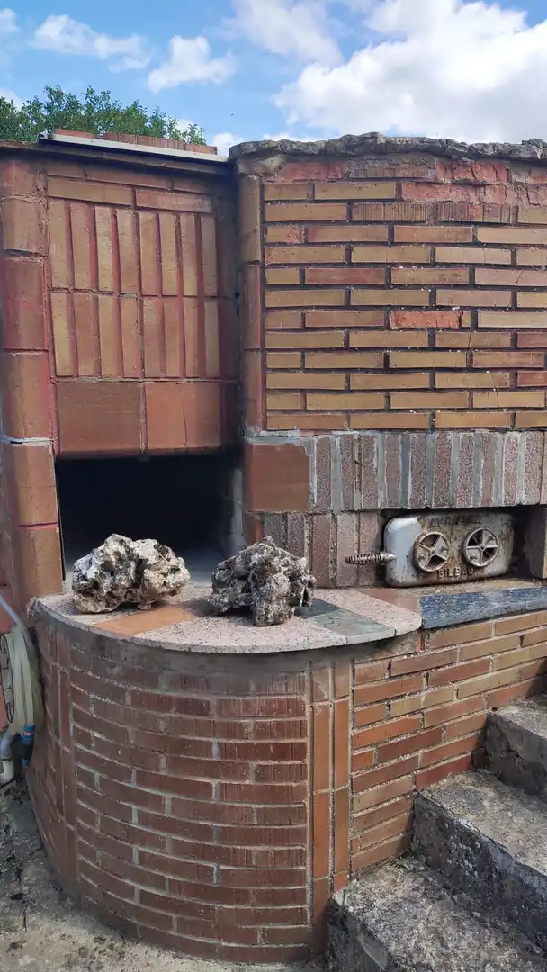 Vista exterior de Casa o xalet en venda en Oña amb Jardí privat, Terrassa i Traster